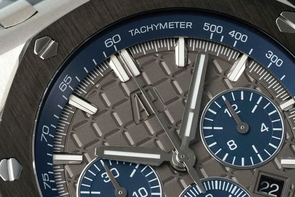 Super-Clone-Audemars-Piguet-Royal-Oak-Offshore-Steel-26420ST-42mm-Grey-Dial-5