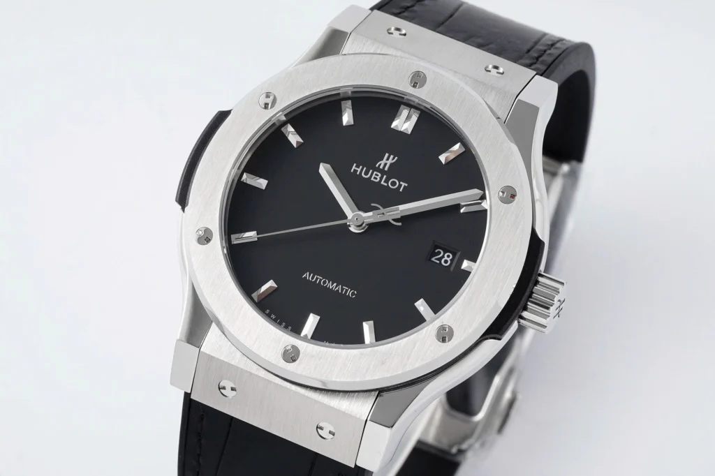 Super-Clone-Hublot-Classic-Fusion-542.NX_.1171.LR-42mm-Black-Dial-3