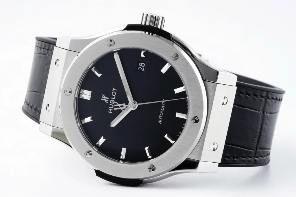 Super-Clone-Hublot-Classic-Fusion-542.NX_.1171.LR-42mm-Black-Dial-4