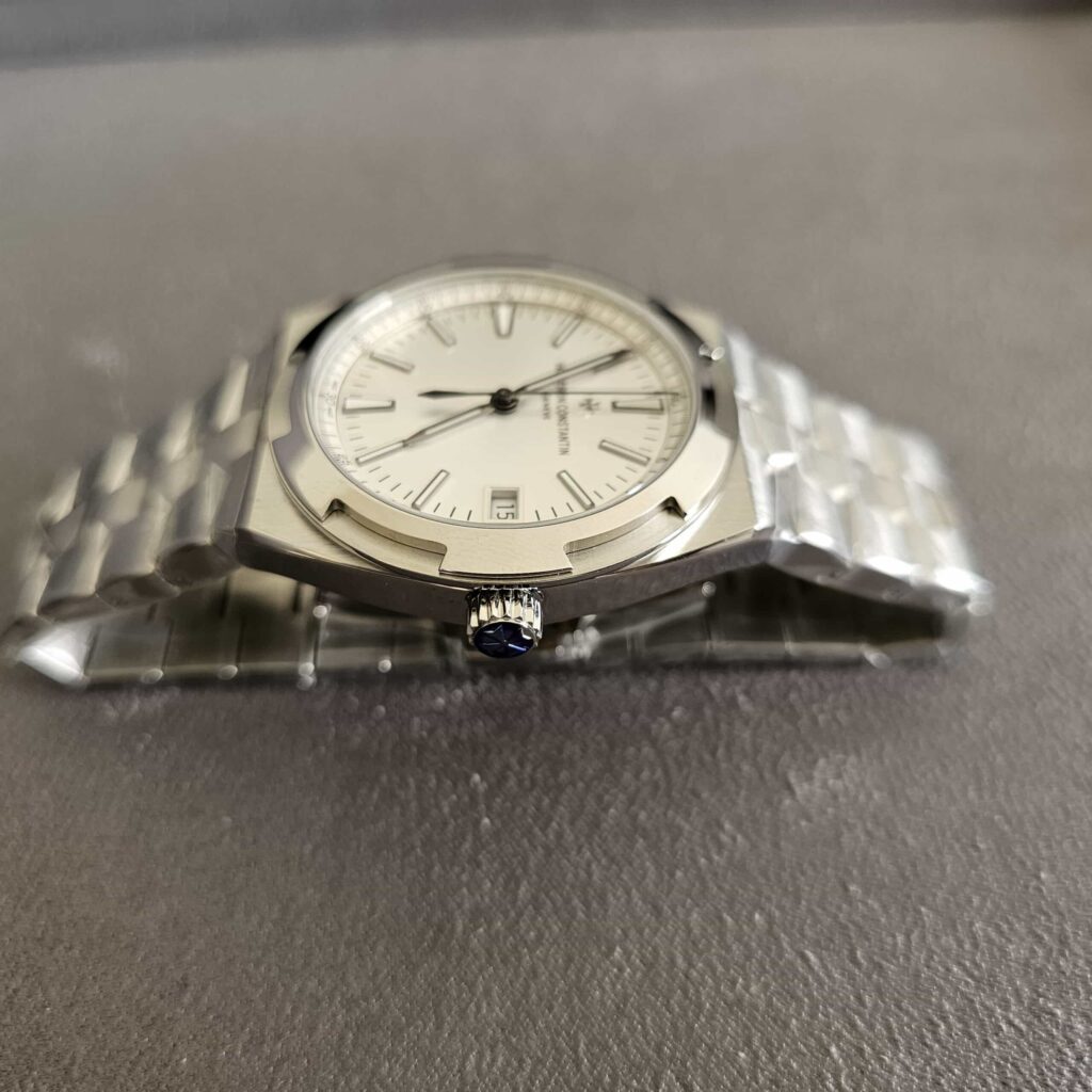 Vacheron Constantin Overseas 4500V/110A-B126 Super Clone