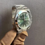 Vacheron Constantin Overseas Green Dial Super Clone
