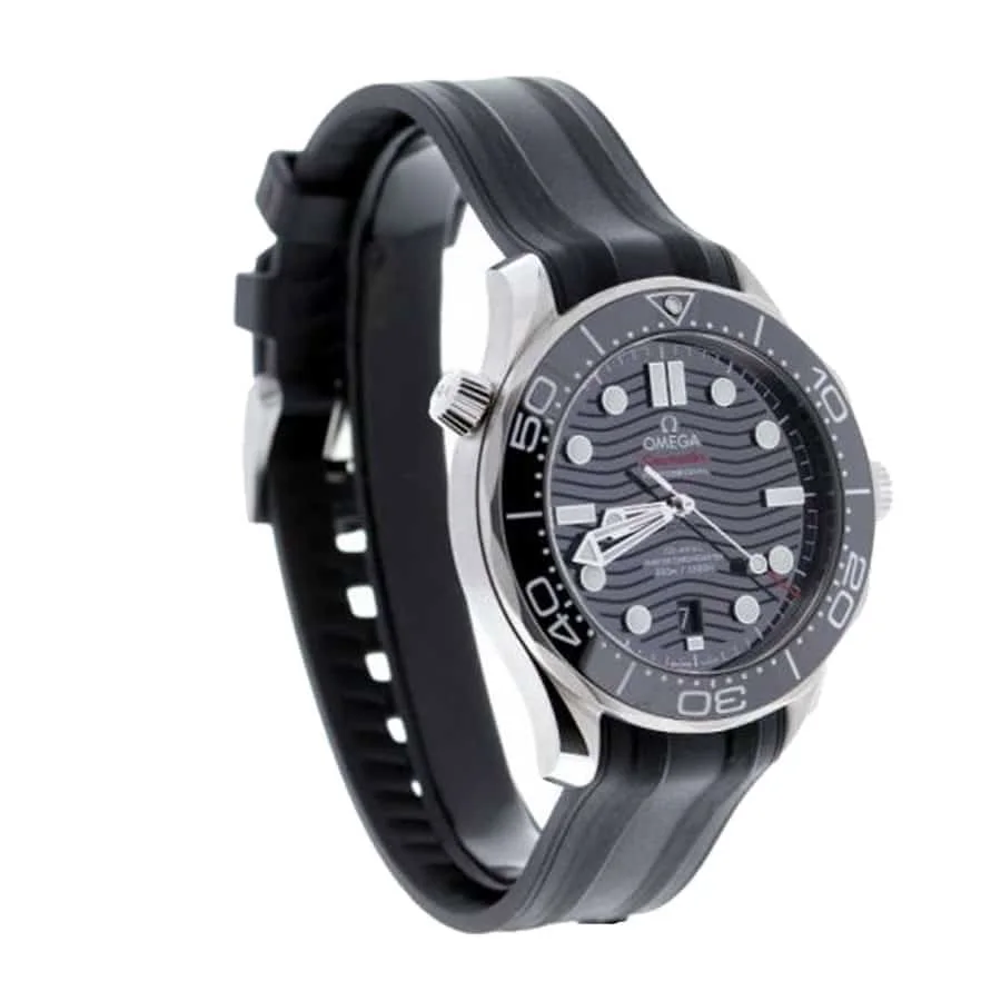 Omega Seamaster Diver 210.32.42.20.01.001 Super Clone