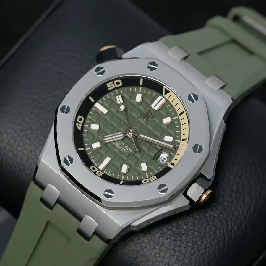 Super Clone Audemars Piguet Royal Oak Offshore Diver 15720ST 42mm Green Dial