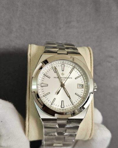 Vacheron Constantin Overseas 4500V/110A-B126 Super Clone